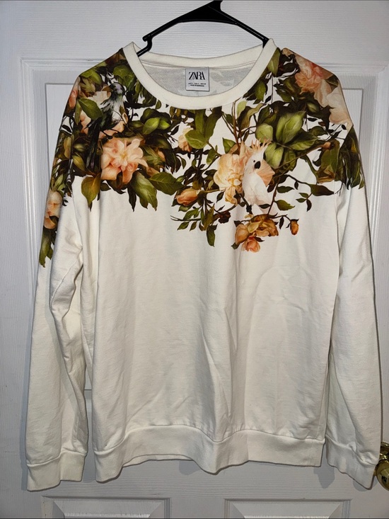 Zara Tops - Zara Ivory Crewneck Sweatshirt with Green & Peach Botanical Print